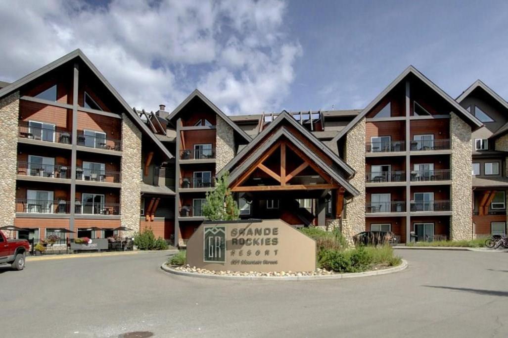 B&B Grand Rockies Resort 2Br 1Pullout Canmore Eksteriør bilde
