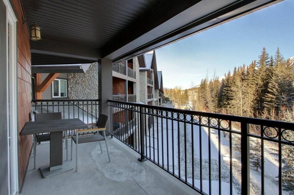 B&B Grand Rockies Resort 2Br 1Pullout Canmore Eksteriør bilde